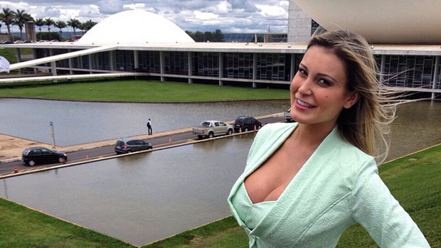 A apresentadora Andressa Urach em gravação do programa Muito Show em Brasília A apresentadora Andressa Urach em gravação do programa Muito Show em Brasília