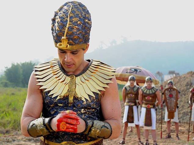 <p>Sérgio Marone é Ramsés II em Os Dez Mandamentos, novela bíblica da Record</p> <p>Sérgio Marone é Ramsés II em Os Dez Mandamentos, novela bíblica da Record</p>