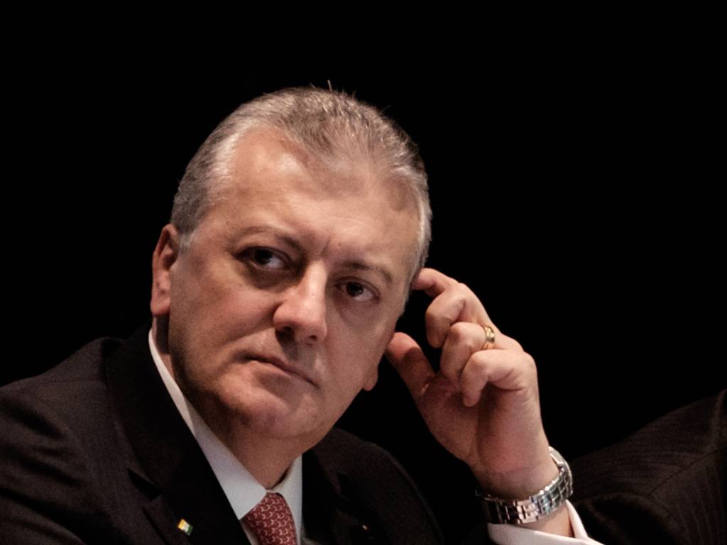 Ex-presidente da Petrobras é condenado a 11 anos de prisão