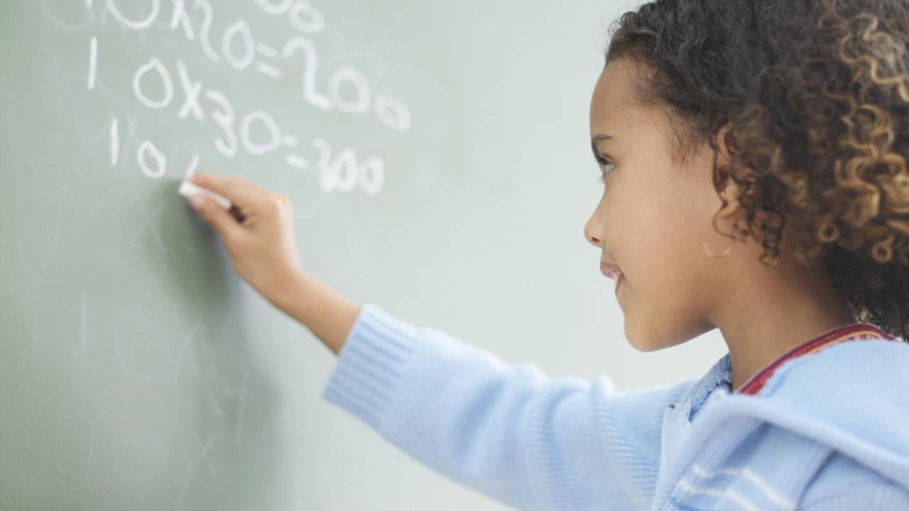 Ensino fundamental será dividido em três ciclos: alfabetização, interdisciplinar e autoral