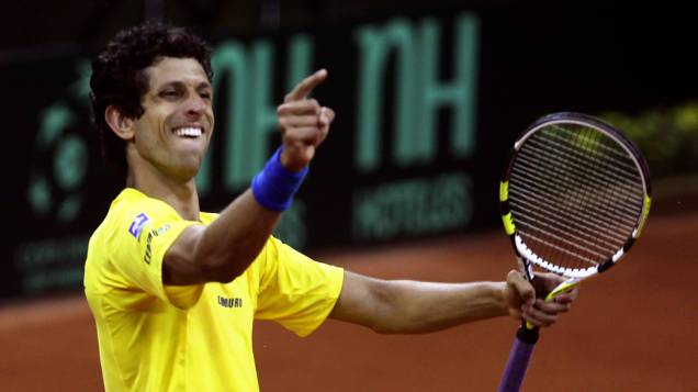 O brasileiro Marcelo Melo comemora vitória em partida da Copa Davis de tênis O brasileiro Marcelo Melo comemora vitória em partida da Copa Davis de tênis