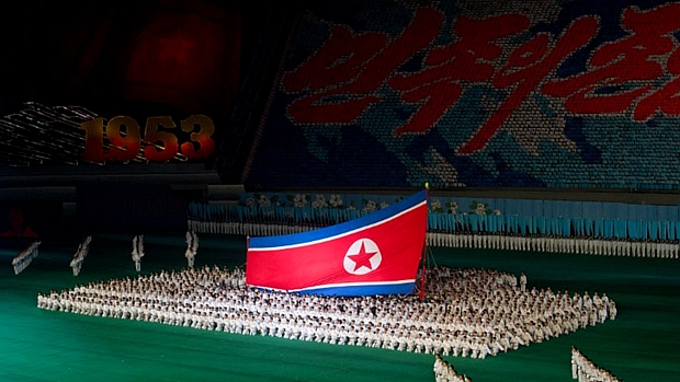Regime norte-coreano promove apresentação no estádio Primeiro de Maio em celebração aos 60 anos do armistício Regime norte-coreano promove apresentação no estádio Primeiro de Maio em celebração aos 60 anos do armistício