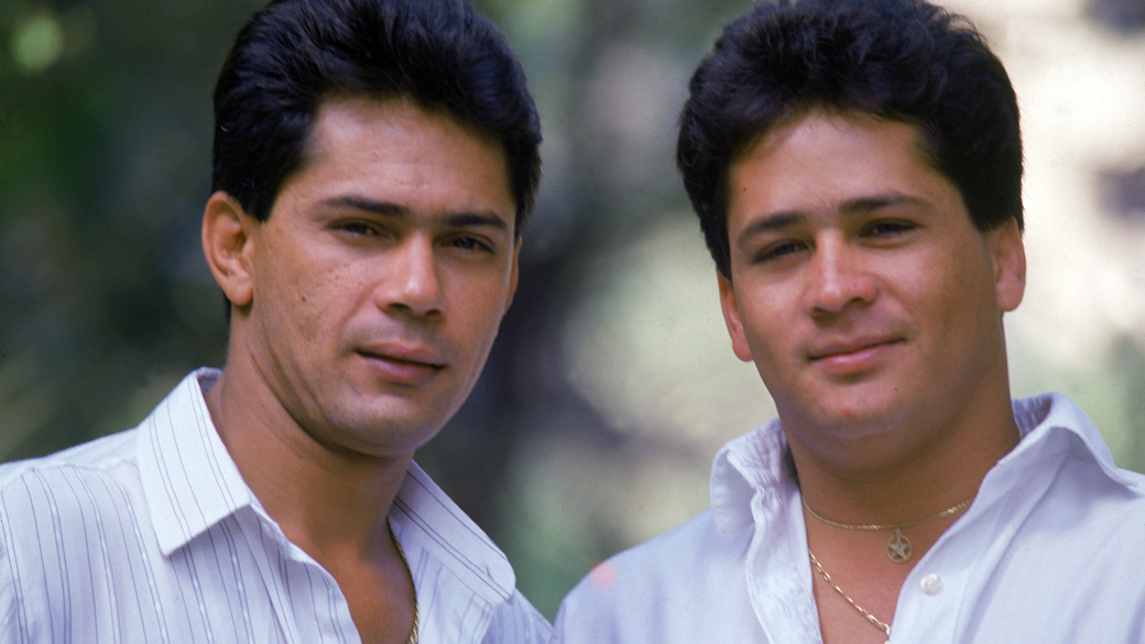 Os atores que vão interpretar Leandro e Leonardo no cinema