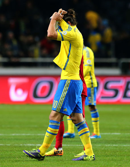Jogador da Suécia, Ibrahimovic, durante partida de volta contra Portugal, pelas eliminatórias da Copa dao Mundo, em Estocolmo Jogador da Suécia, Ibrahimovic, durante partida de volta contra Portugal, pelas eliminatórias da Copa dao Mundo, em Estocolmo