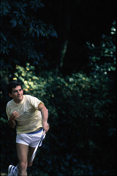 Ayrton Senna jogando tênis