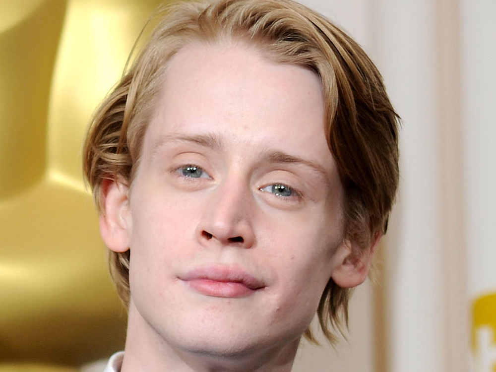 Macaulay Culkin no tapete vermelho do Oscar 2010