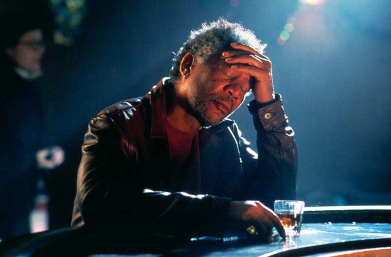 morgan-freeman-10-original.jpeg Em 2001, no longa Na Teia da Aranha.