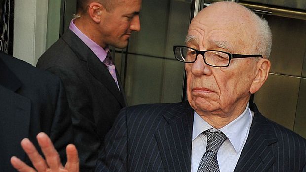 Murdoch: caso dos grampos causou reação de grupo cracker