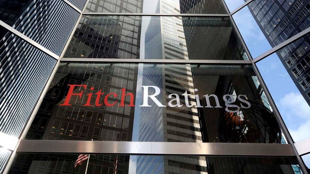 Fitch rebaixa nota do Brasil após governo desistir de Previdência