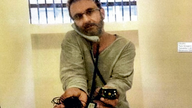 O BANQUEIRO - Preso, Youssef quer revelar o caminho do dinheiro em troca da redução da pena. Na lista do doleiro, João Vaccari, o secretário de Finanças do PT, é um dos mais encrencados