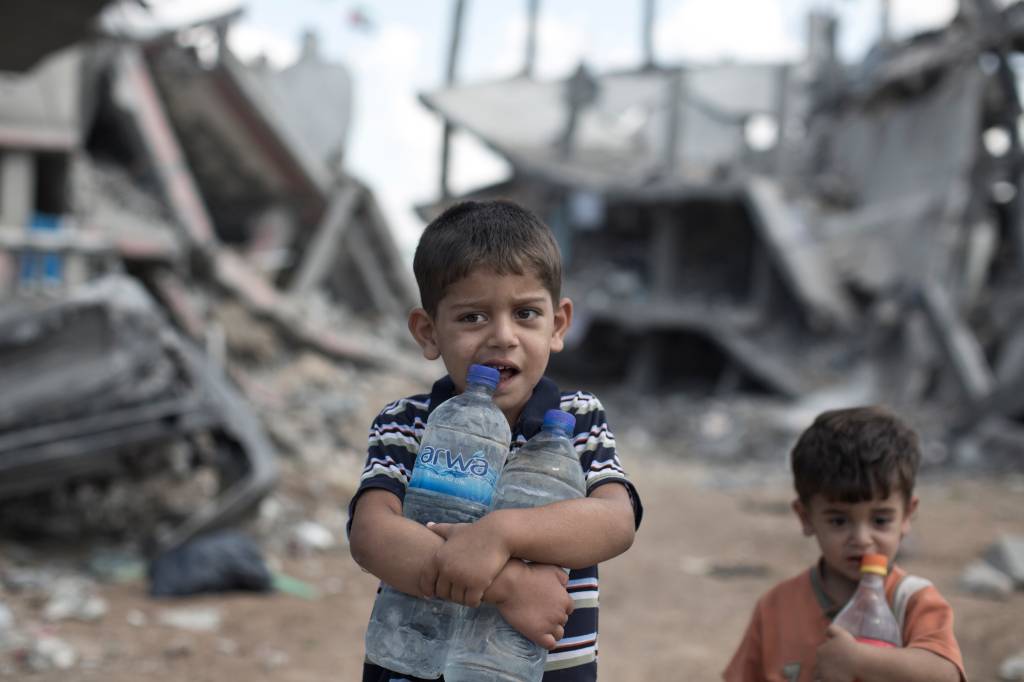 OMS confirma primeiro caso de poliomielite em Gaza em 25 anos