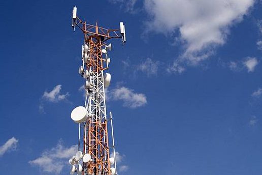 Antenas das operadoras de celular poderão ser compartilhadas
