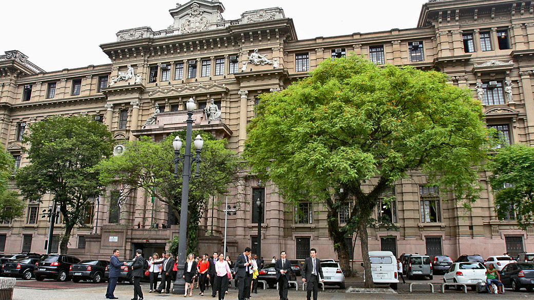 TJ-SP avaliou casos de comissionados que ocupavam vagas para concursados