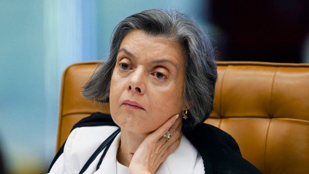 DILEMA - Uma sindicância colheu depoimentos de servidores que denunciaram a intervenção indevida do ministro Lewandowski