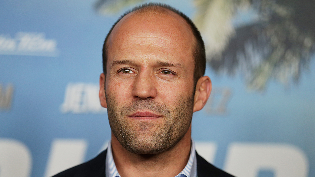 Jason Statham: ator perdeu a consciência ao saltar de uma cachoeira para um lago