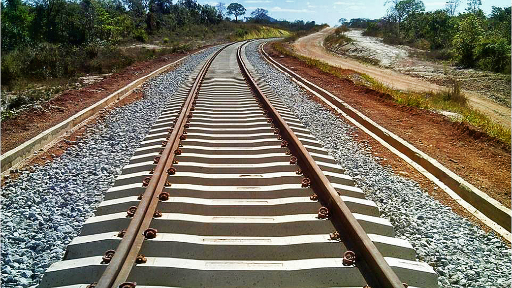 A única concessão pronta para ser leiloada é a Ferrovia de Integração do Centro-Oeste (Fico)