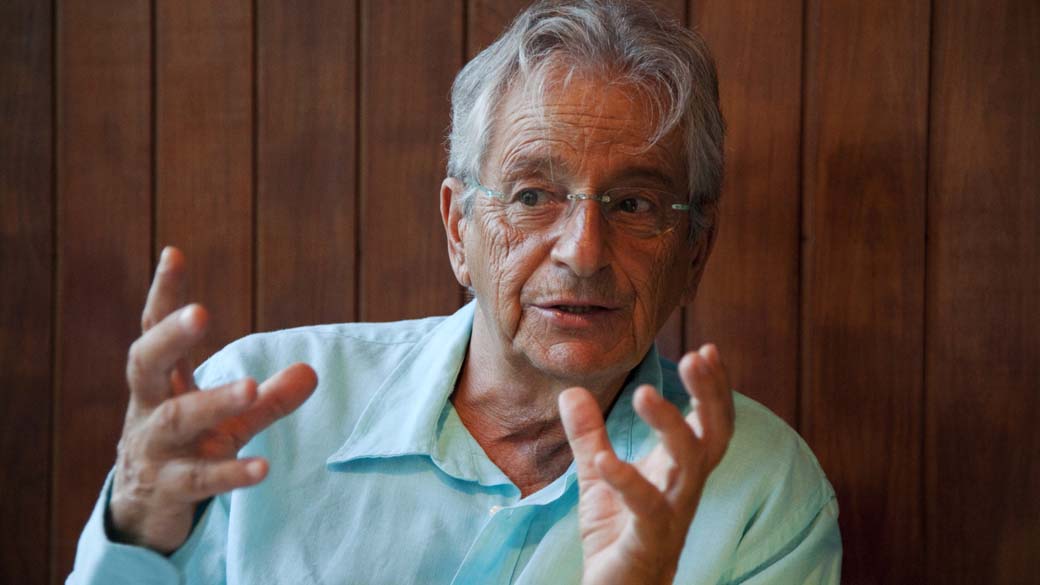 Fernando Gabeira em seu apartamento em Ipanema, Rio de Janeiro
