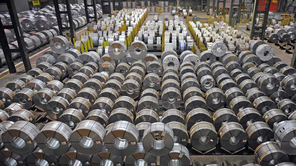 Bobinas na fábrica de aço Salzgitter AG, Alemanha