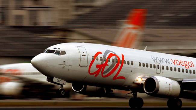 Avião da Gol durante decolagem no aeroporto de Congonhas