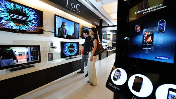 Dia dos Pais injeta R$ 1 bilhão extra no varejo paulista, mas crescimento expõe dilemas