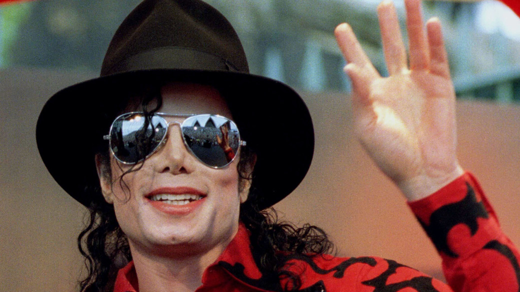 O ‘sumiço’ de Michael Jackson da fachada do Pelourinho que intriga turistas