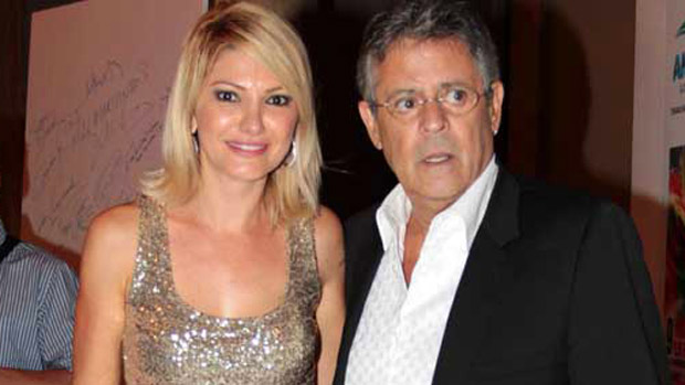 O ator e diretor Marcos Paulo com a mulher, a atriz Antonia Fontenelle, na festa de encerramento do 9° Amazonas Film Festival, sexta-feira (09/11/12) O ator e diretor Marcos Paulo com a mulher, a atriz Antonia Fontenelle, na festa de encerramento do 9° Amazonas Film Festival, sexta-feira (09/11/12)