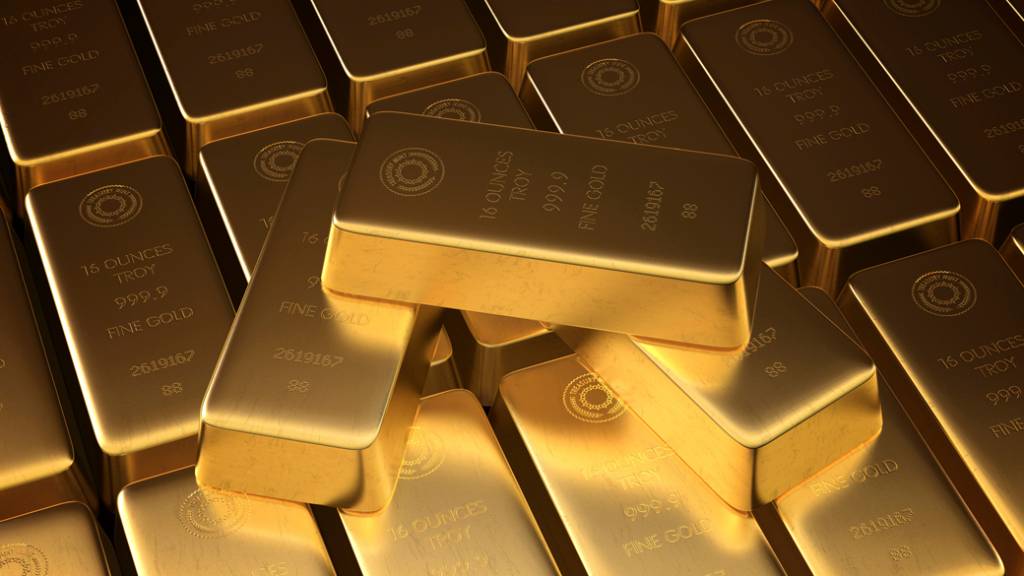 À espera do tarifaço de Trump, cotação do ouro renova alta