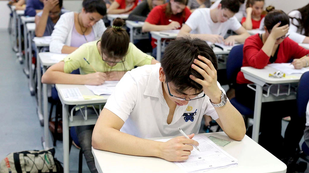 Prouni passa a aceitar alunos de escola privada sem bolsa de estudo