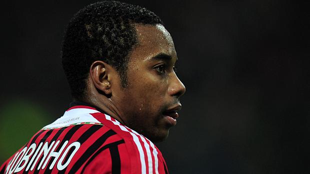 Ex-jogador do Milan está preso desde o dia 21 de março