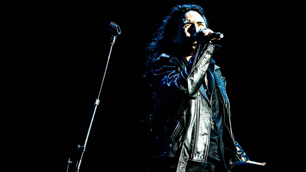 A banda Viper abriu a noite de shows na Arena Anhembi