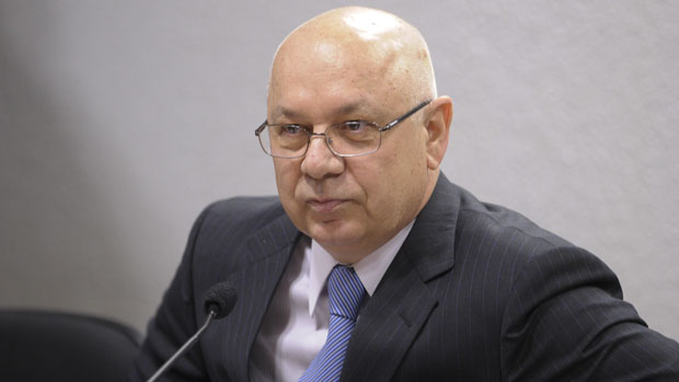 O ministro Teori Zavascki, durante sabatina na Comissão de Constituição e Justiça do Senado O ministro Teori Zavascki, durante sabatina na Comissão de Constituição e Justiça do Senado