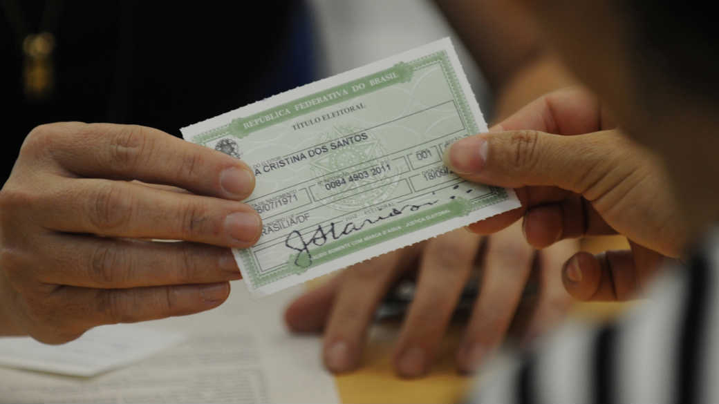 Brasil ganha mais de 2 milhões de novos eleitores jovens em 2022 //
