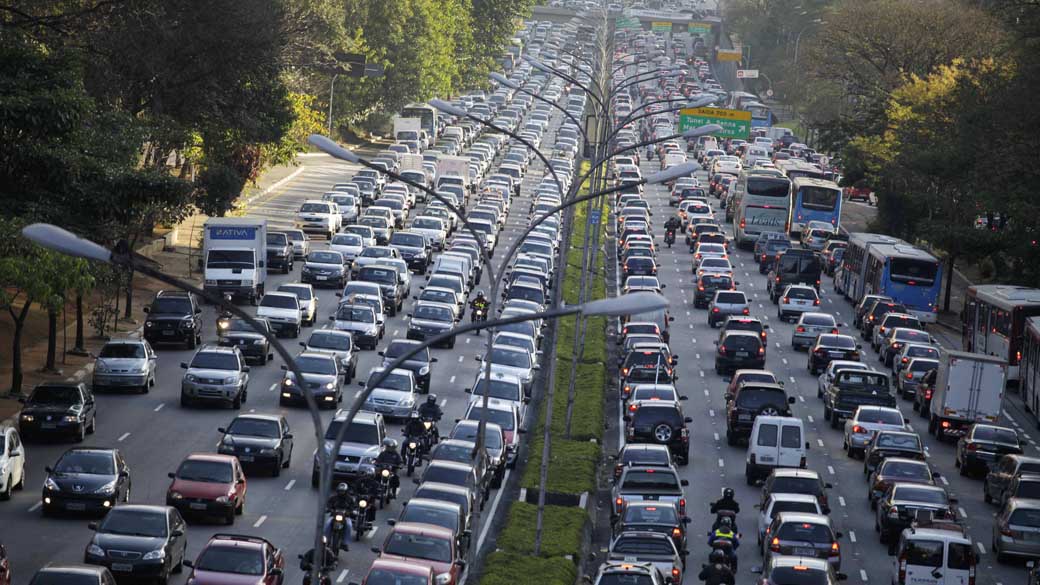 transito-congestionamento-23-maio-sao-paulo-20110902-12-original.jpeg