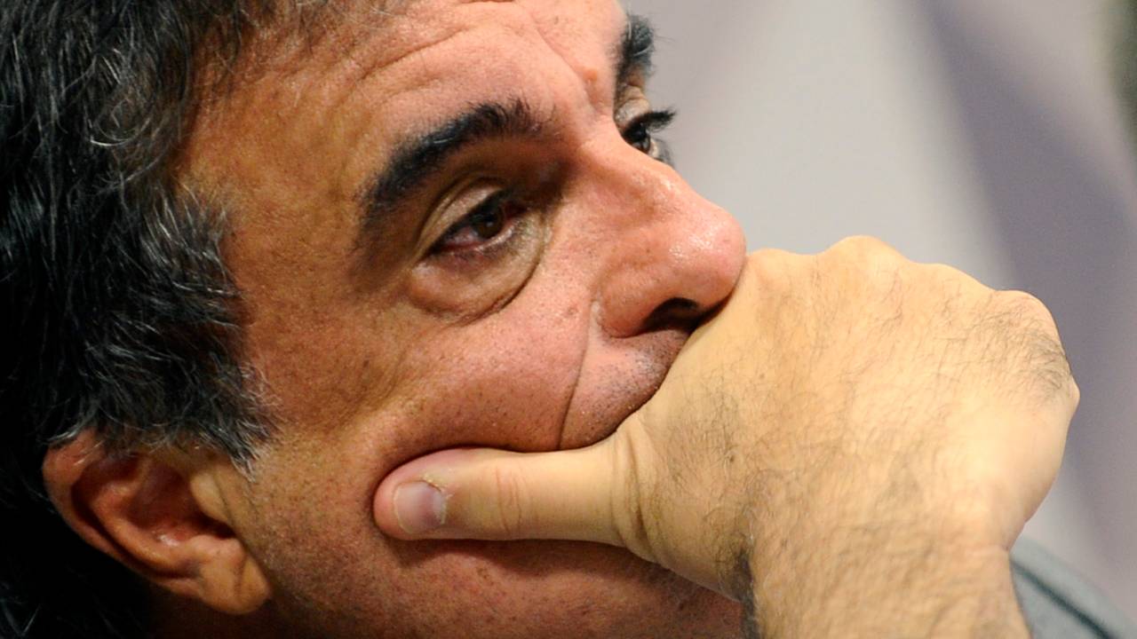 AGU José Eduardo Cardozo faz pronunciamento durante Comissão Especial do Impeachment no Senado