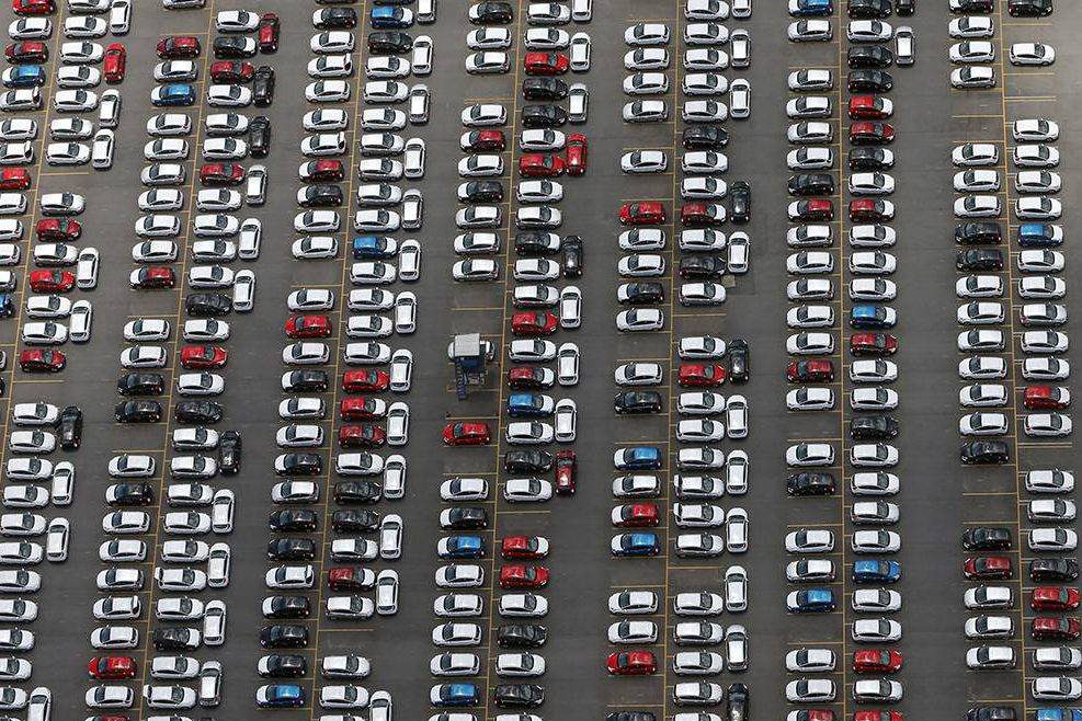 De janeiro a abril, as montadoras exportaram 136,3 mil veículos, 24,3% mais que em igual período de 2015