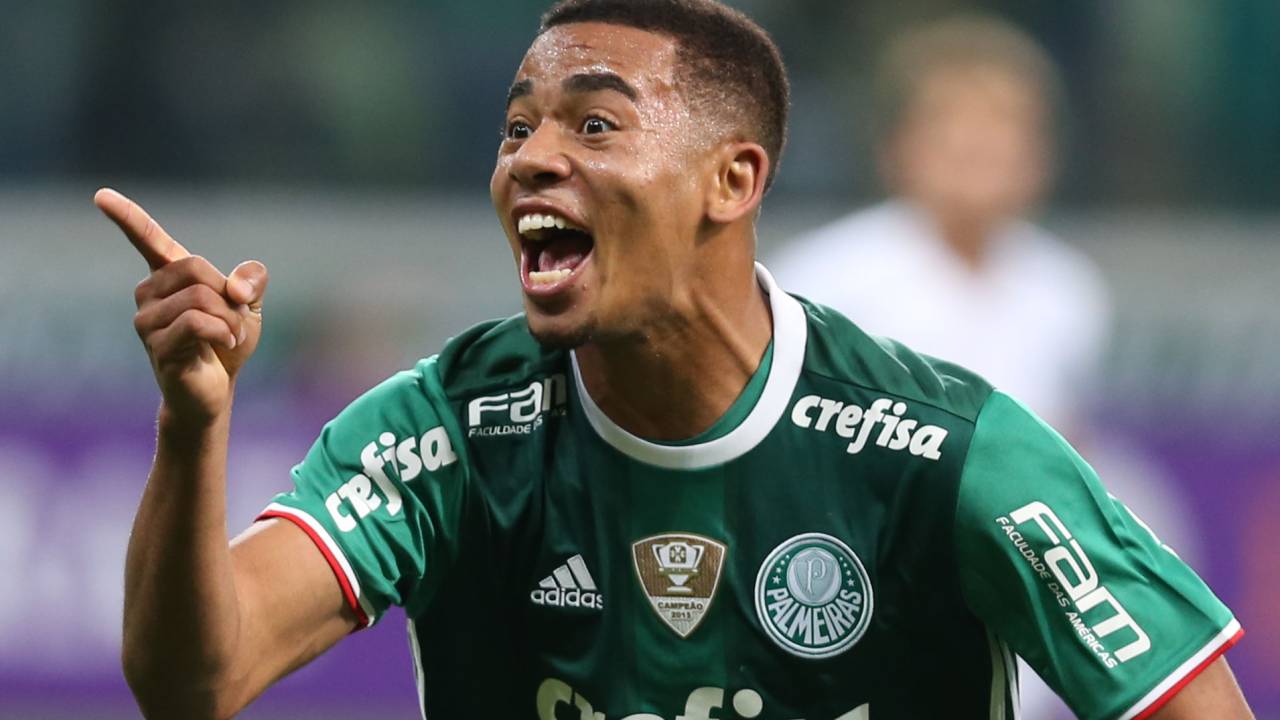 Gabriel Jesus, comemora gol, na vitória do Palmeiras diante do Figueirense por 4 a 0, em partida válida pela 12ª rodada do Campeonato Brasileiro, realizada em São Paulo (SP) - 30/06/2016