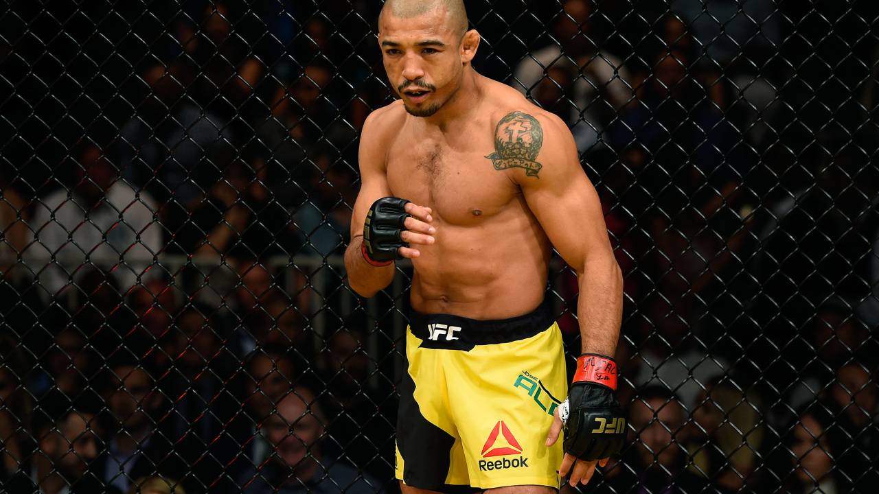 José Aldo vence Frankie Edgar durante o UFC 200, na arena T-Mobile, em Las Vegas (EUA), na noite deste sábado (09)