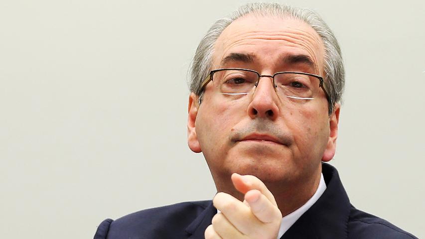 Cunha ganha mais um dia de fôlego