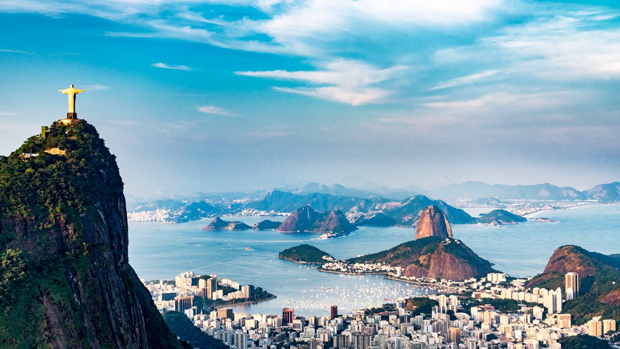 A cidade do Rio de Janeiro (RJ), foi reconhecida como Patrimônio Mundial da Humanidade pela UNESCO, em 2012, com as suas mais belas vistas, tais como o Morro do Corcovado, a estátua de Cristo Redentor, e suas áreas urbanas. A cidade sediará os Jogos Olímpicos em agosto deste ano