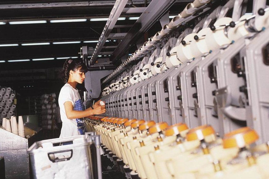 Produção industrial cai em janeiro, após quatro altas seguidas