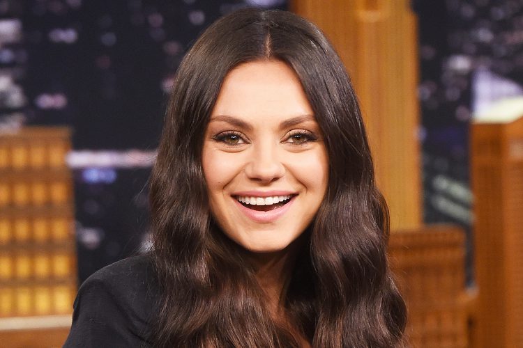 A atriz Mila Kunis A atriz Mila Kunis durante entrevista no programa do apresentador americano Jimmy Fallon, em Nova York - 20/07/2016