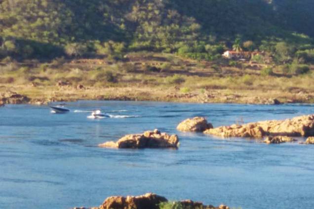 Ator Domingos Montagner desaparece após mergulho no Rio São Francisco em Canindé (SE) Ator Domingos Montagner desaparece após mergulho no Rio São Francisco em Canindé (SE)