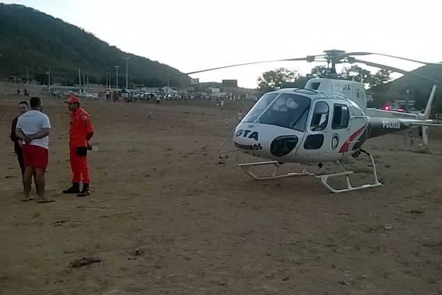 Ator Domingos Montagner desaparece após mergulho no Rio São Francisco em Canindé (SE) Ator Domingos Montagner desaparece após mergulho no Rio São Francisco em Canindé (SE)