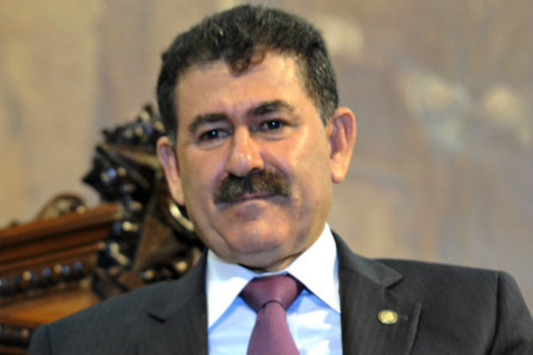 Ex-deputado Paulo Melo ganha direito de dormir em casa por 30 dias