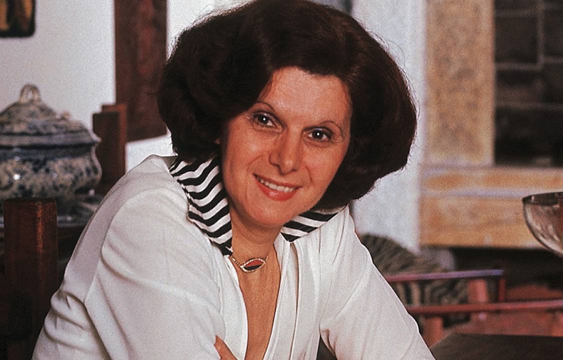 Diretora Janete Clair
