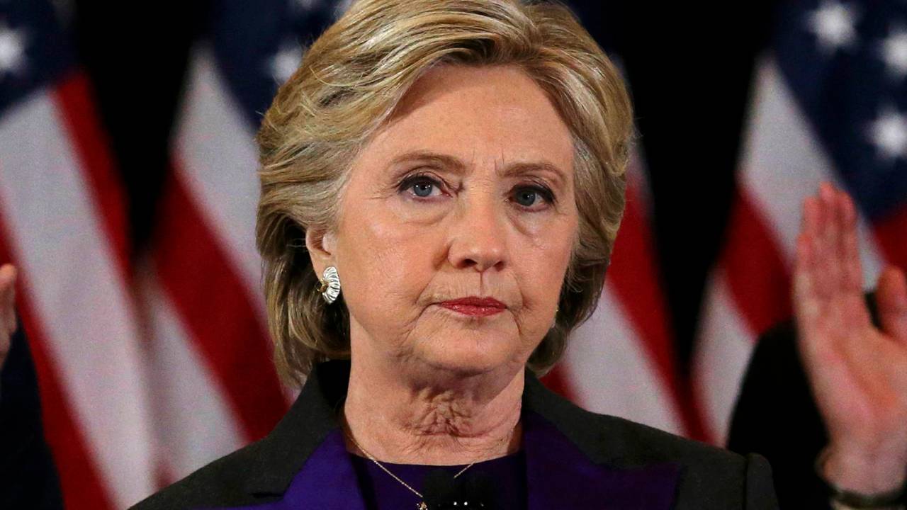 Hillary discursa com eleitores e imprensa após derrota contra Donald Trump nas eleições presidenciais dos Estados Unidos