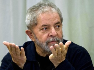 Lula: da boca para fora