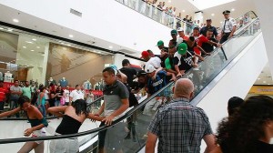 ROLEZINHO-SHOPPING-ITAQUERA-118-size-598