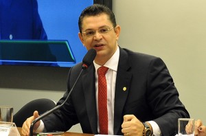 Sóstenes: outro ninho