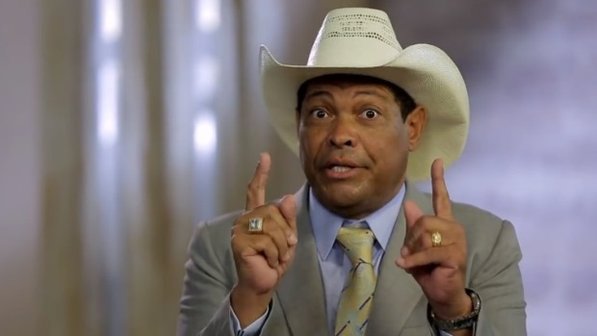 Valdemiro Santiago tira Edir Macedo de canal em Curitiba